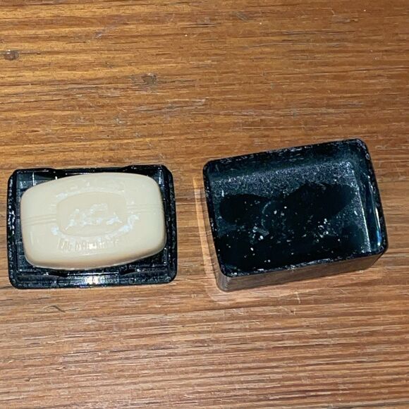 Hermes Perfumed Soap Eau D'Orange Verte 0.8 oz Travel Size Hard Case Paris - Picture 2 of 14